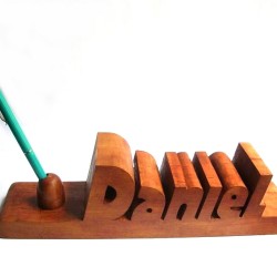 Kişiye Özel - Ahşap El İşçilikli Masa İsimliği 3D Oyma Tasarım