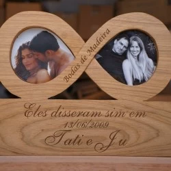 Kişiye Özel - Ahşap Sonsuzluk Alt Standlı Resim Çercevesi