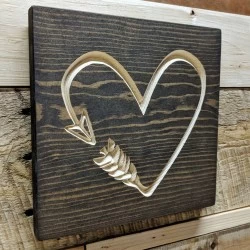 Kişiye Özel - Ahşap Kalp Oklu Tablo