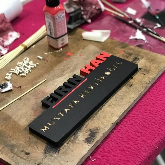 Ahşap Masa İsimliği Yapımı